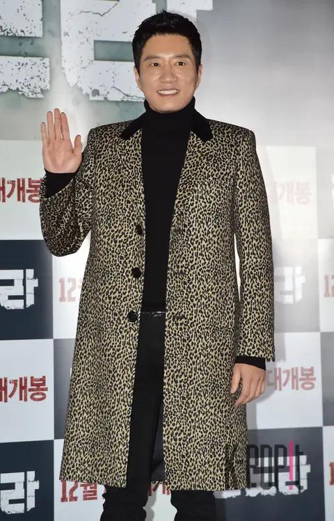 Kim Myung-min — Pandora Press Screening — 2016-11-29