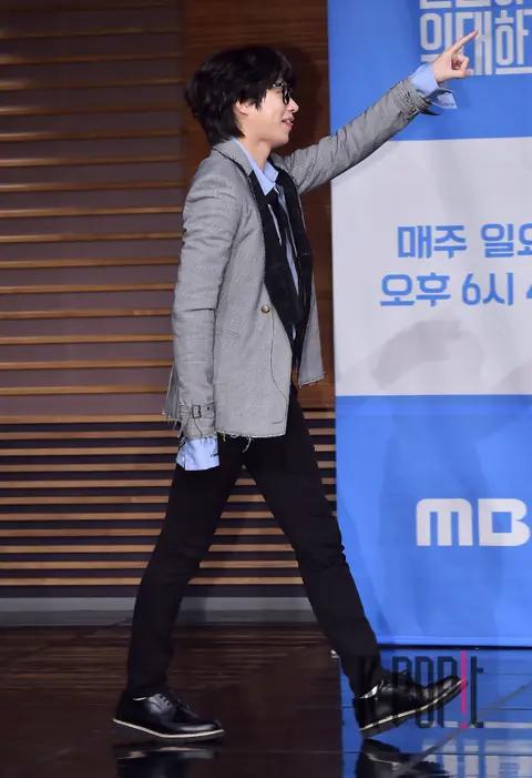 Kim Hee-chul (Super Junior) — Secretly and Greatly