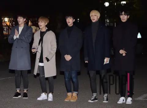 KNAAK — Music Bank Arrival