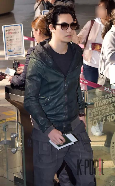 Lee Jong-hyun — Airport