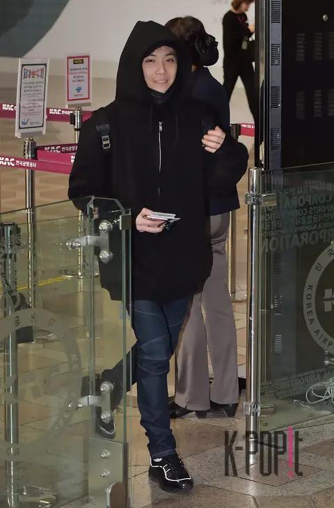 Lee Hong-ki — Airport