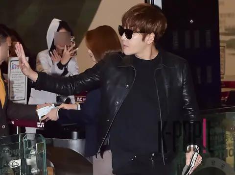 Jang Keun-suk — Airport