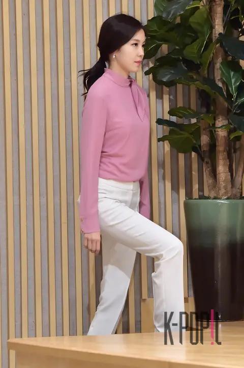 Jang Ye-won — SBS 8 o'clock News