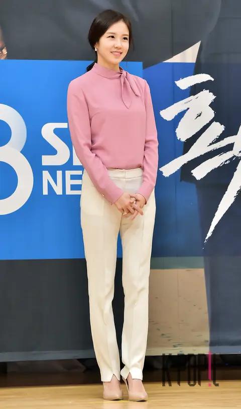 Jang Ye-won — SBS 8 o'clock News