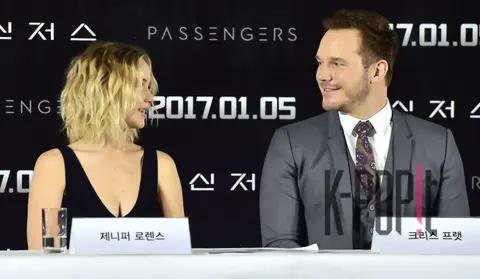 Crisp, Jennifer Lawrence — Passenger Press Conference