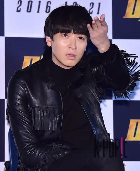 Kang Dong-won — Master Live Talk