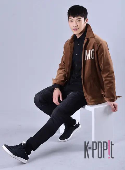Interview — Woo Do-hwan — 2016-12-22