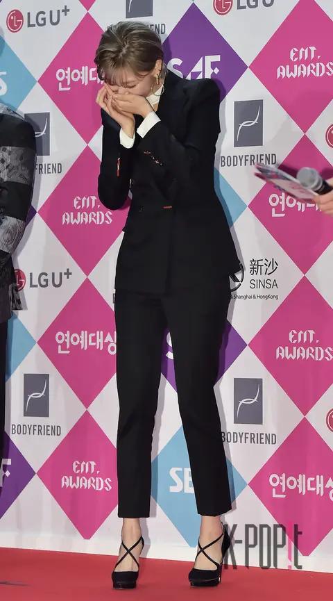 Jeongyeon — SBS Entertainment Awards