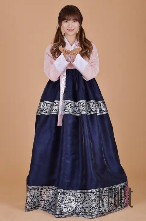 MOMOLAND, Jane — MOMOLAND Hanbok Interview