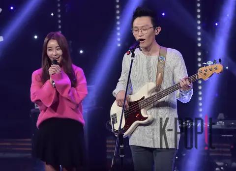 Jung Yu-mi, Deok-won — Jeong Yumi Public Broadcast
