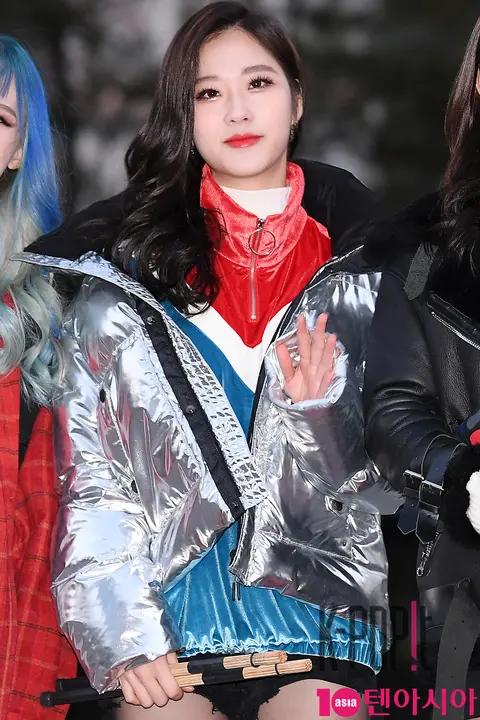 MARMELLO, Ga-eun — Music Bank Arrival