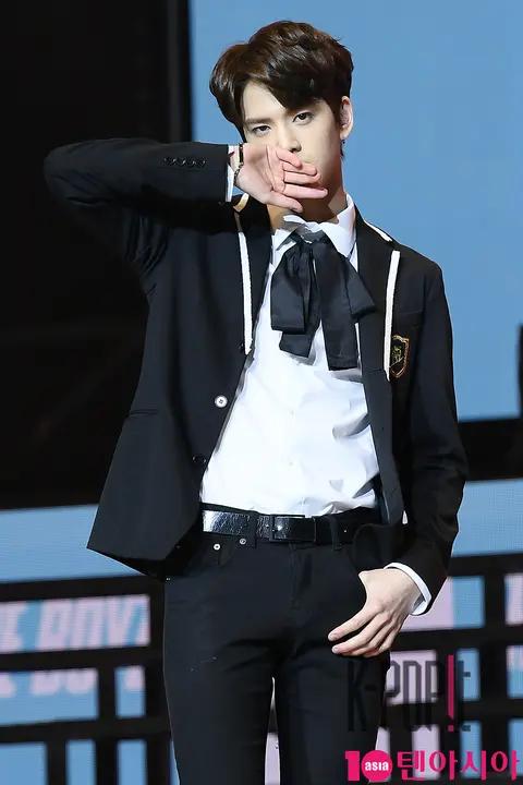 THE BOYZ, Young-hoon — THE BOYZ Showcase