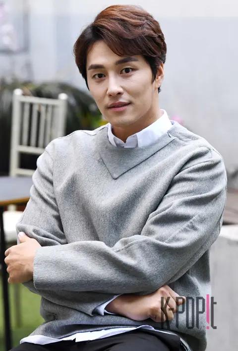 Min Woo-hyuk — Musical Anna Karenina Interview