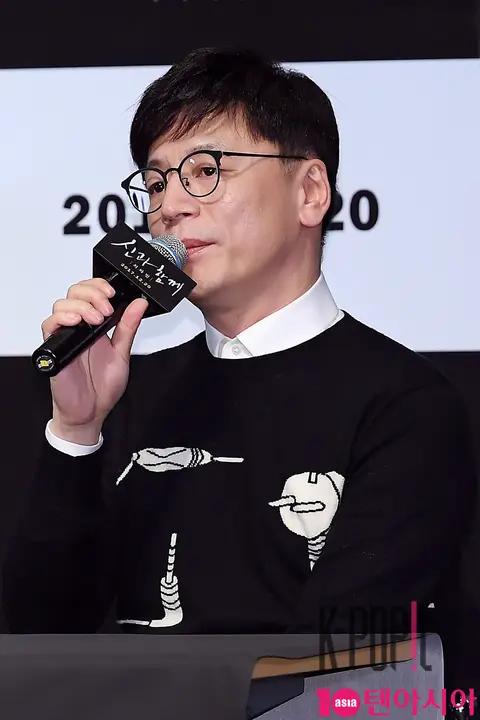 Director Kim Yong-hwa — Along with the Gods Press Screening