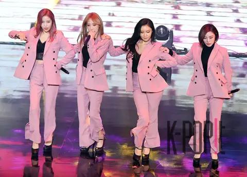 MAMAMOO — TV Chosun Voice of Dignity — 2017-12-13