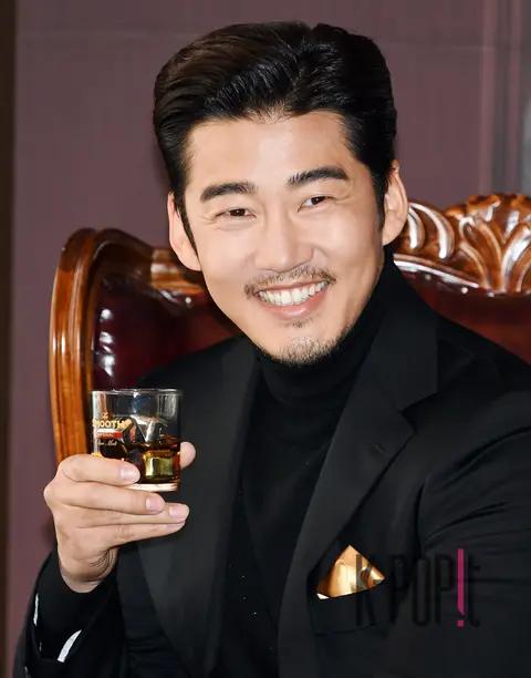 Yoon Gye-sang — Imperial Launch