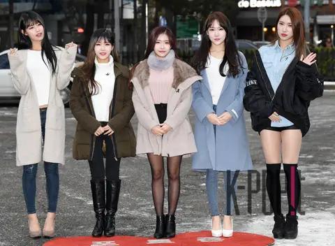 1&B — Music Bank Arrival