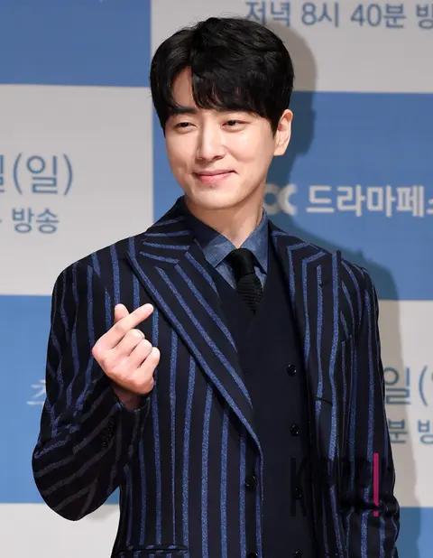 Lee Jun-hyuk — JTBC Midsummer Memories