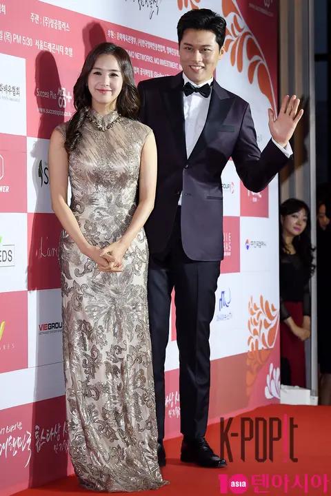 Lee Ji-ae, Kim Il-joong — Top Star Awards
