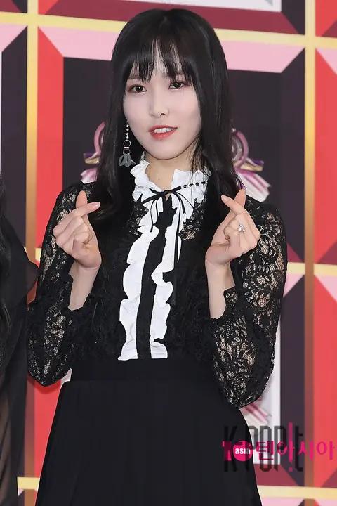 GFRIEND, Yuju — KBS Song Festival