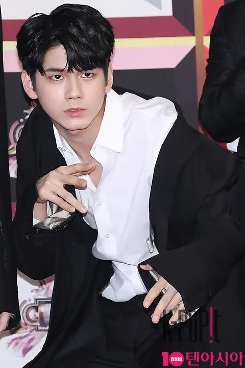 Wanna One, Ong Seong-wu — KBS Song Festival