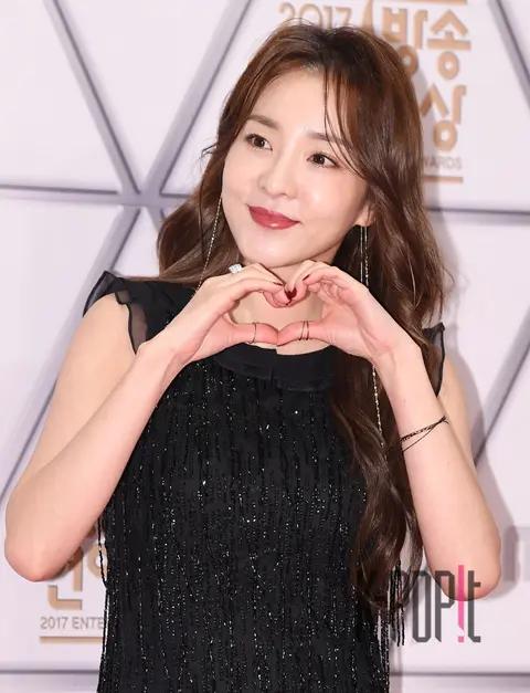 Sandara Park — MBC Entertainment Awards