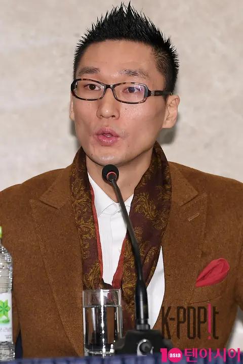 Wang Jin-jin — Nancy Lang Press Conference