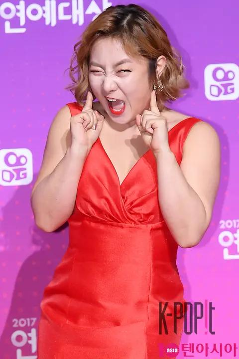 Park Na-rae — SBS Entertainment Awards