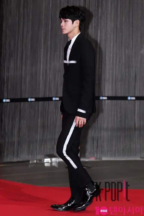 Wanna One, Ong Seong-wu — SBS Entertainment Awards