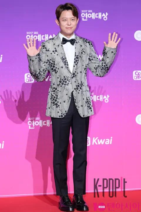 Tony Ahn — SBS Entertainment Awards