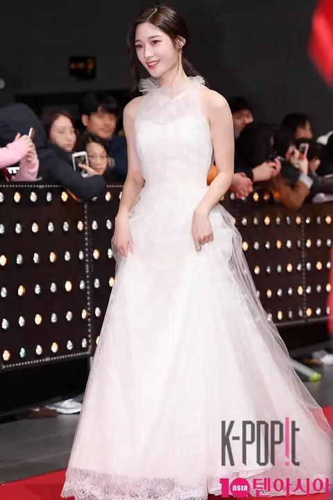 DIA, Jung Chae-yeon — SBS Drama Awards