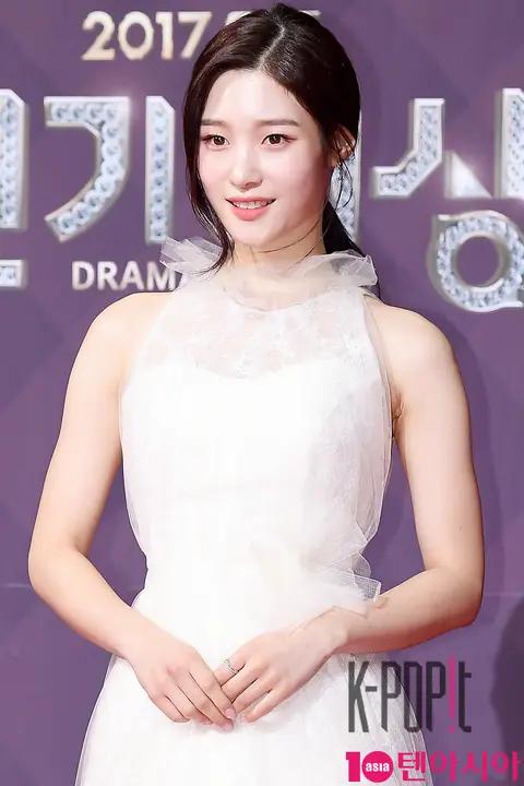 DIA, Jung Chae-yeon — SBS Drama Awards