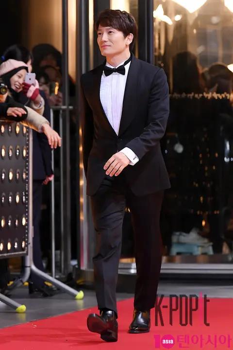 Ji-sung — SBS Drama Awards