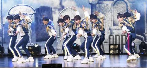 Group — TRCNG Showcase — 2018-01-02