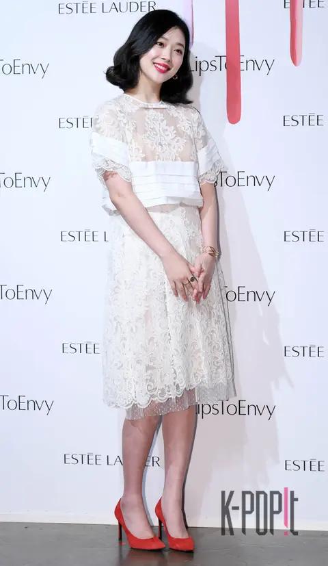 Sulli — Estée Lauder Event