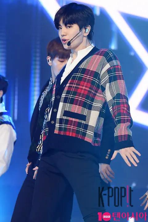 INFINITE, Sung Jong — INFINITE Showcase