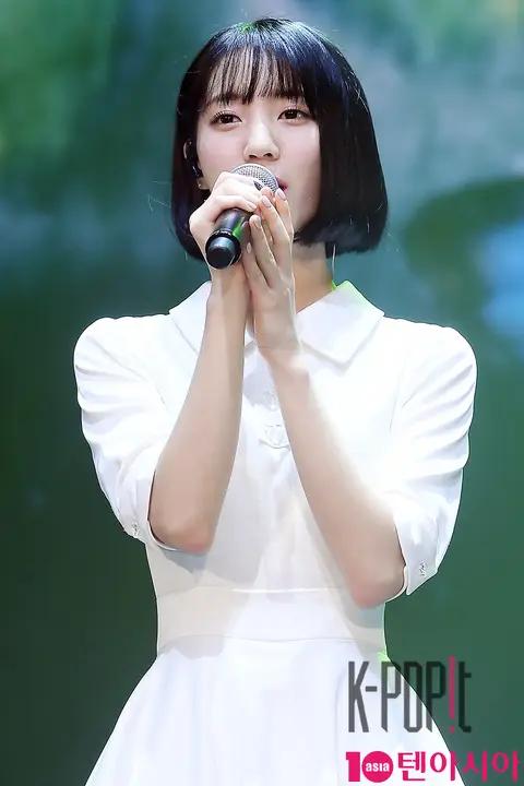 OH MY GIRL, Bini — OH MY GIRL Showcase