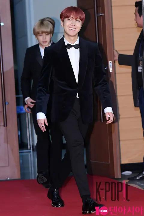 BTS, J-Hope — Golden Disc Awards Red Carpet