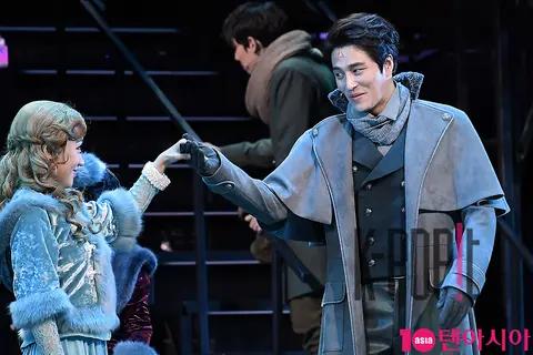 Min Woo-hyuk — Anna Karenina Press Call