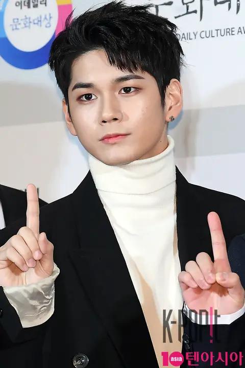 Wanna One, Ong Seong-wu — EDaily Culture Awards