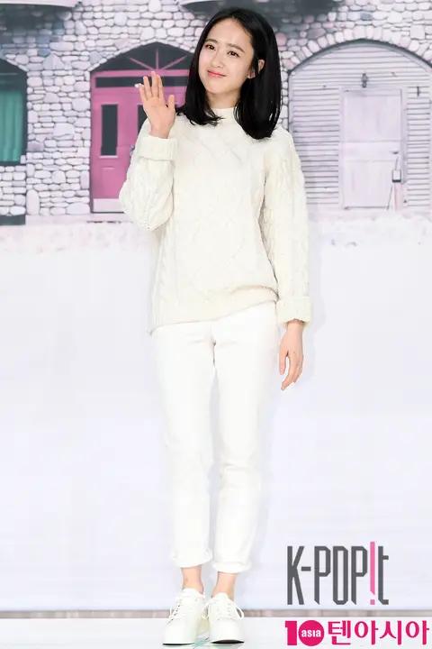 Kim Min-jung — Snail Hotel Production Briefing — 2018-01-23