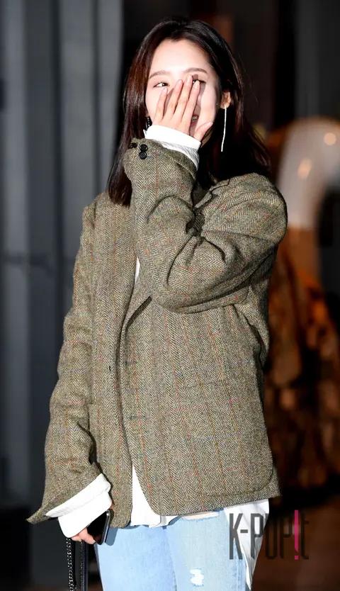 Cha Joo-young — Jugglers Wrap Party