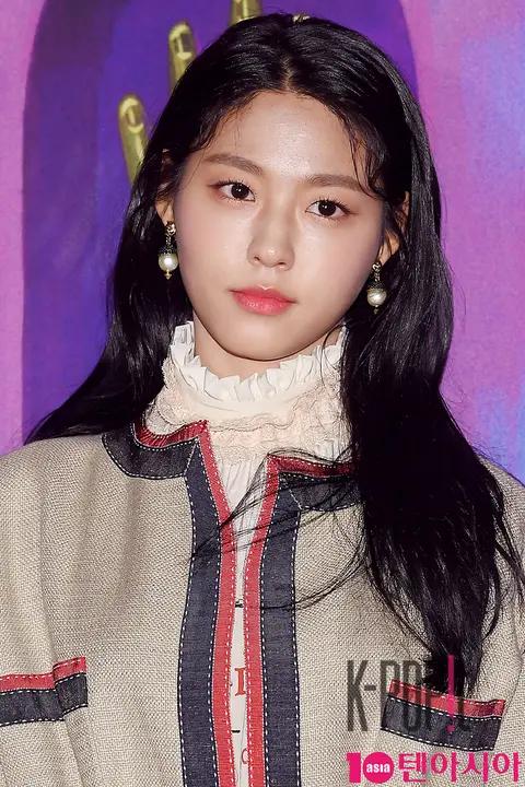 AOA, Seolhyun (AOA) — Launch
