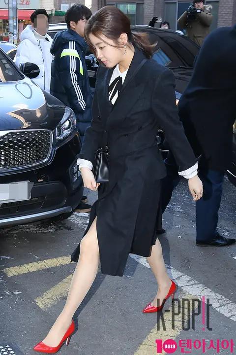 Kang So-ra — Taeyang, Min Hyo-rin Wedding Guest — 2018-02-03