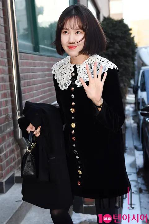 Kim Ye-won — Taeyang, Min Hyo-rin Wedding Guest — 2018-02-03