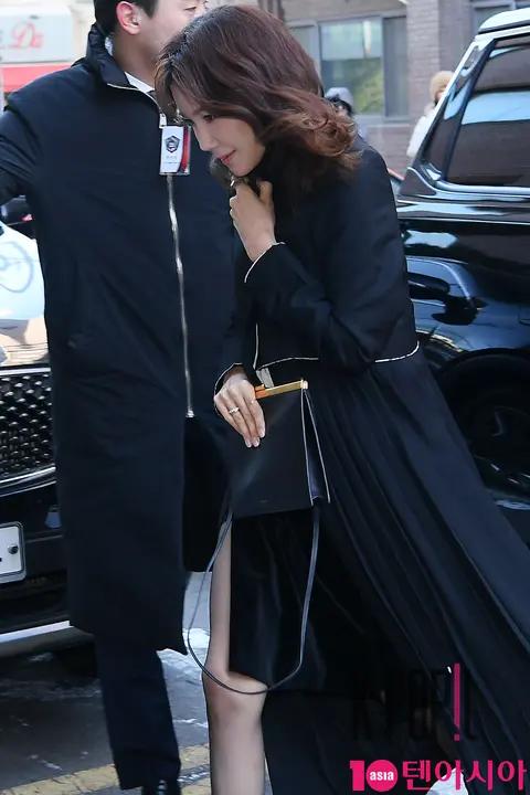 Lee Ji-a — Taeyang, Min Hyo-rin Wedding Guest