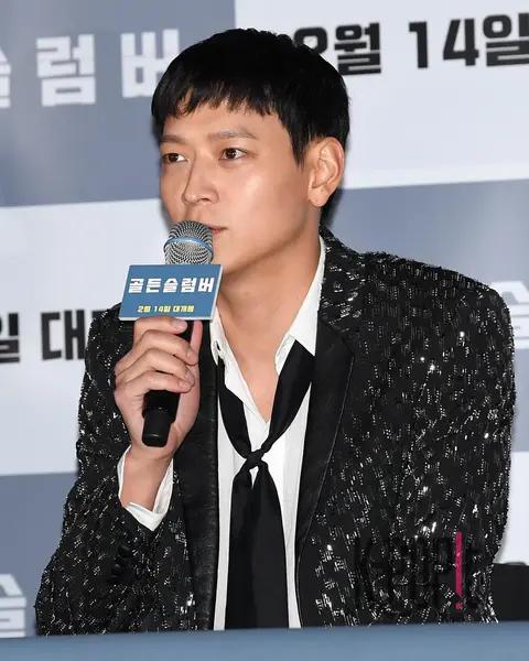 Kang Dong-won — Golden Slumber Press Screening
