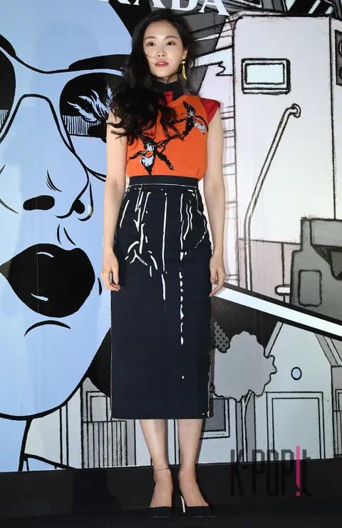 Apink, Son Na-eun — Prada Launch