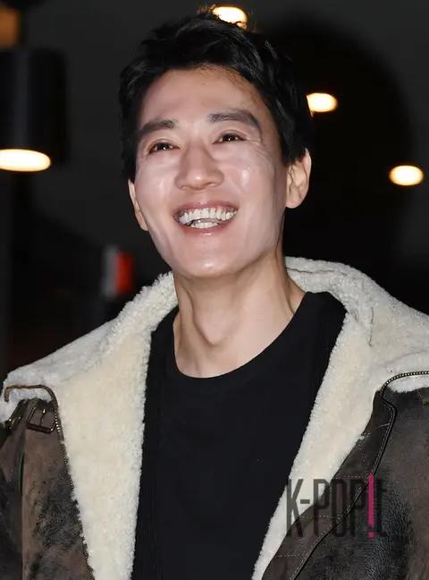 Kim Rae-won — Black Knight Wrap Party