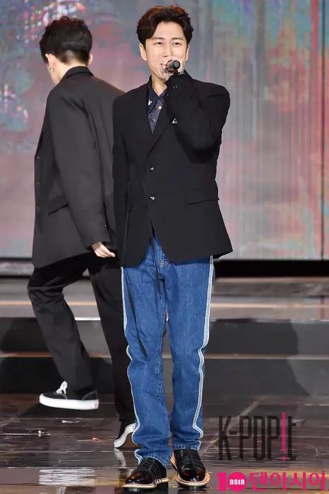 Seo Taiji and Boys, Jang Su-won — Gaon Chart Red Carpet